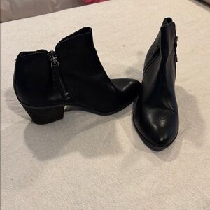 Nearly perfect Frye booties size six, so classy on a smaller foot